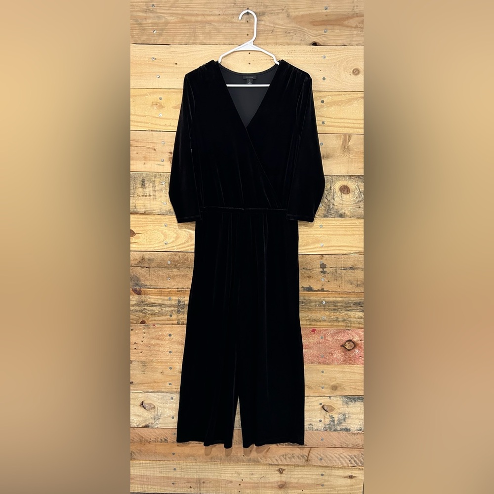 NWT Halogen Black Velvet Jumpsuit Womens Small